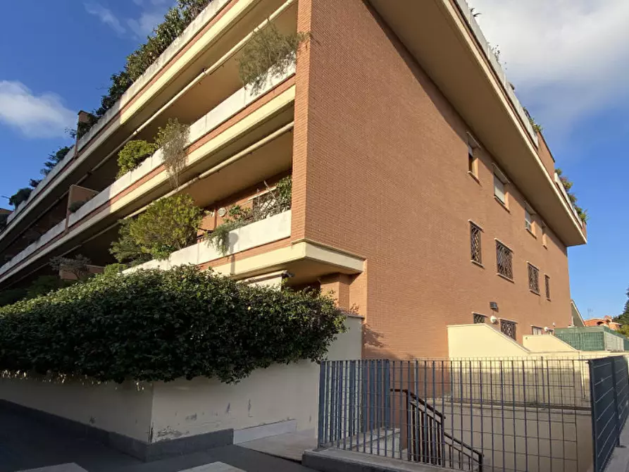 Immagine 1 di Appartamento in vendita  in Via Padre Perilli, 46 a Roma