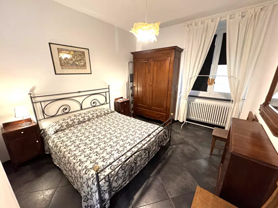 Immagine 2 di Appartamento in vendita  in Piazza dell'Agnello a Genova