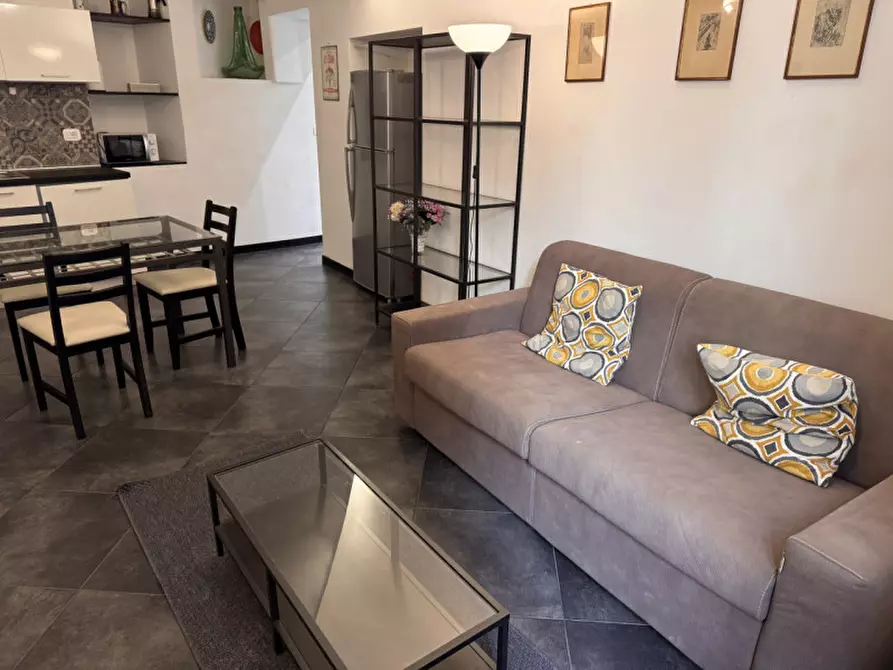 Immagine 8 di Appartamento in vendita  in Piazza dell'Agnello a Genova