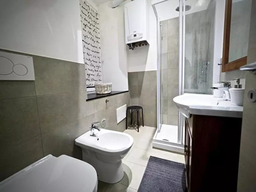 Immagine 11 di Appartamento in vendita  in Piazza dell'Agnello a Genova