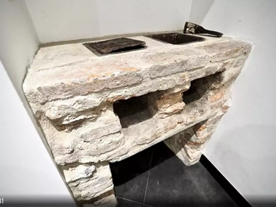 Immagine 21 di Appartamento in vendita  in Piazza dell'Agnello a Genova