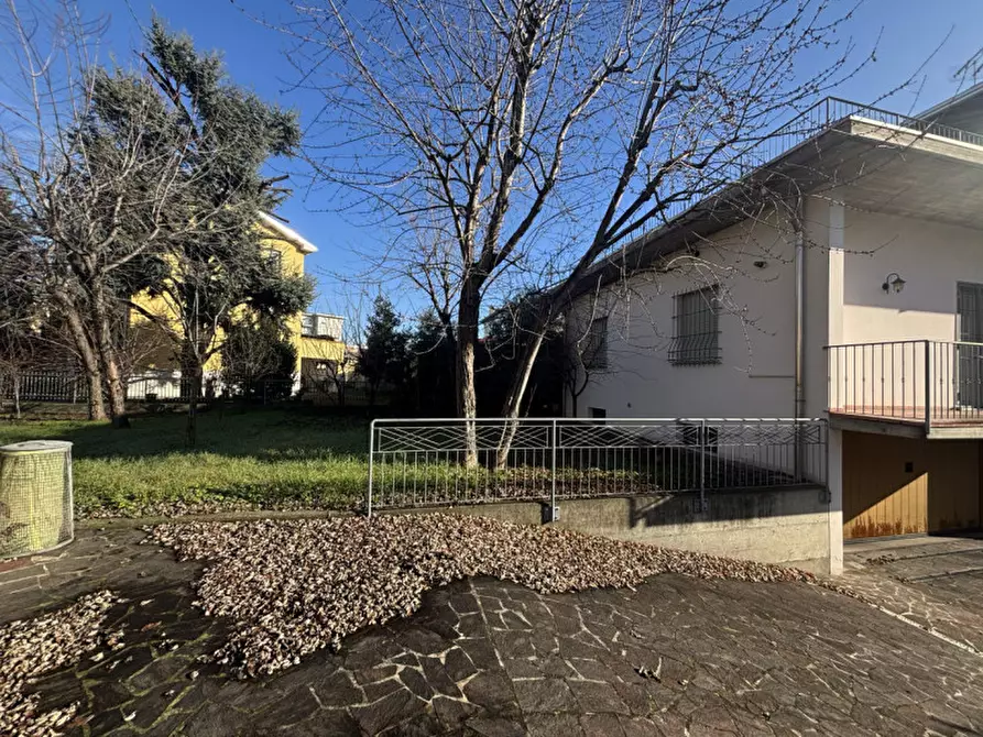 Immagine 4 di Villa in vendita  in VIA XXV APRILE, 40 a Sorbolo Mezzani