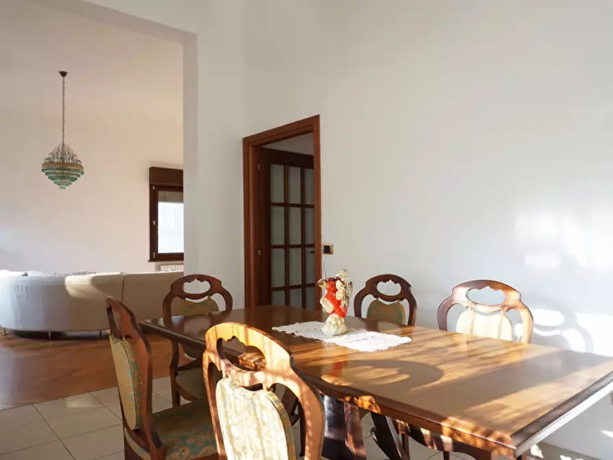 Immagine 15 di Villa in vendita  in VIA XXV APRILE, 40 a Sorbolo Mezzani