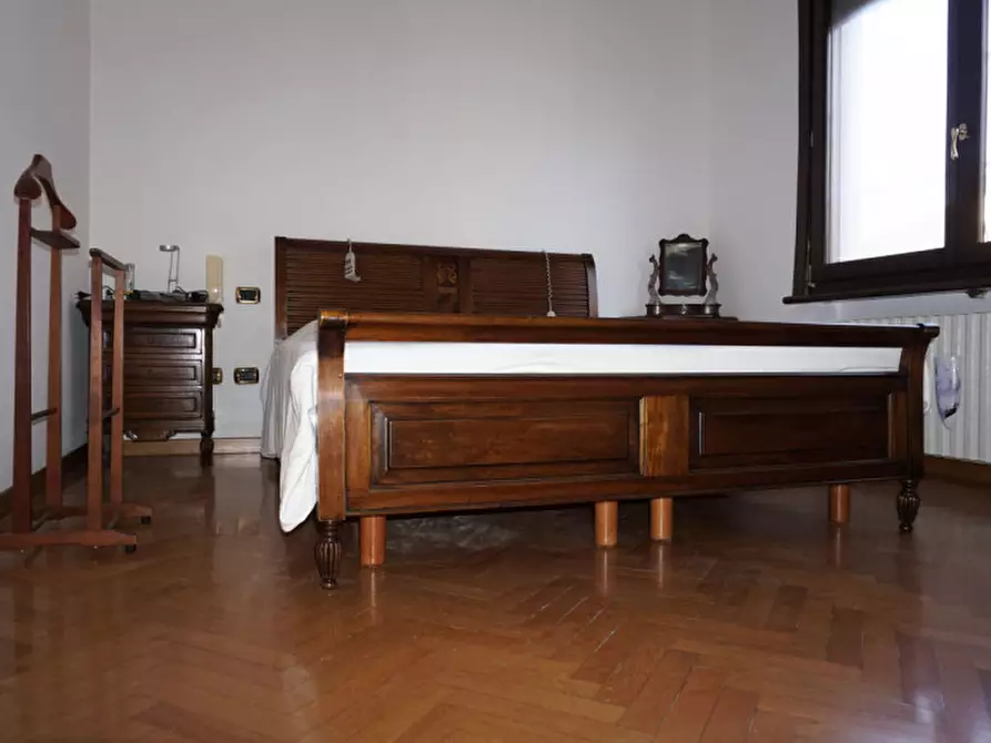 Immagine 19 di Villa in vendita  in VIA XXV APRILE, 40 a Sorbolo Mezzani