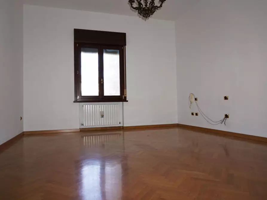 Immagine 21 di Villa in vendita  in VIA XXV APRILE, 40 a Sorbolo Mezzani