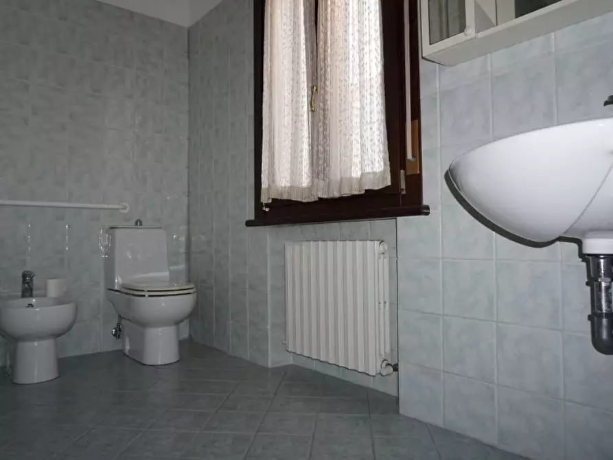 Immagine 24 di Villa in vendita  in VIA XXV APRILE, 40 a Sorbolo Mezzani