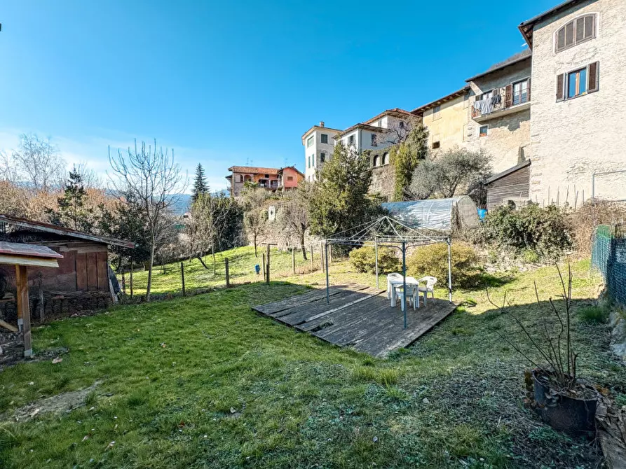 Immagine 19 di Appartamento in vendita  in via oliva 2 a Miasino