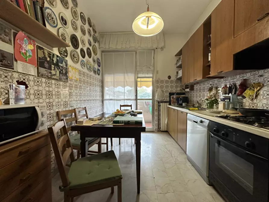 Immagine 9 di Appartamento in vendita  a Senigallia