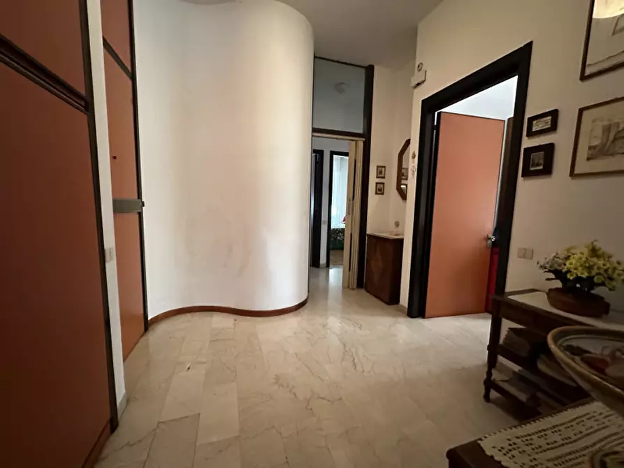 Immagine 26 di Appartamento in vendita  a Senigallia