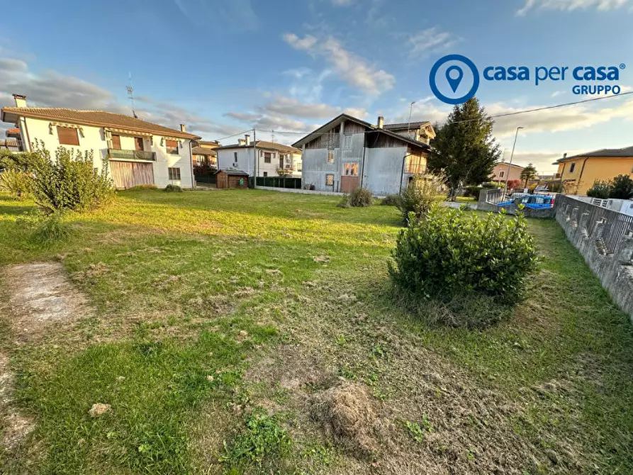 Immagine 3 di Terreno in vendita  in Adria, Via Ermont a Adria