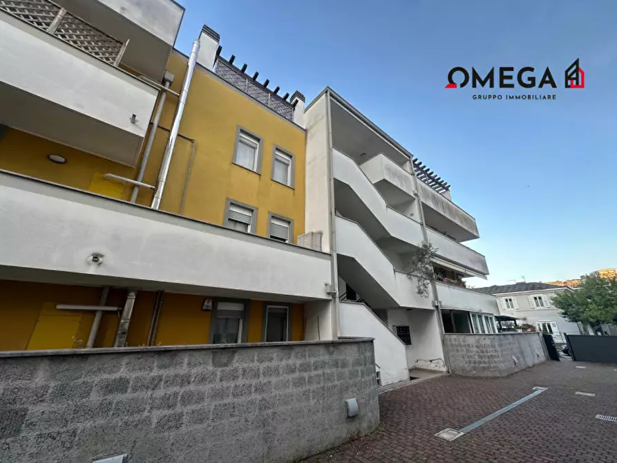 Immagine 1 di Appartamento in vendita  in muggia - viale d'annunzio 22 a Trieste