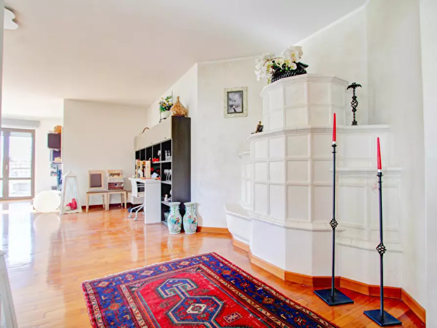 Immagine 3 di Appartamento in vendita  in Via Santa Caterina a Arco