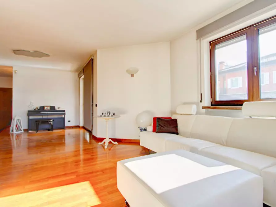 Immagine 6 di Appartamento in vendita  in Via Santa Caterina a Arco