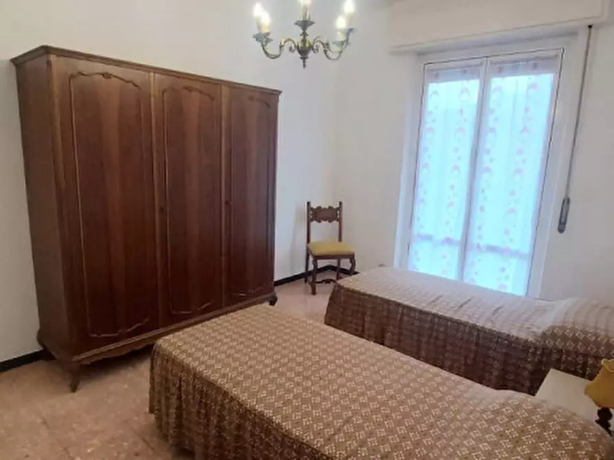 Immagine 7 di Appartamento in vendita  in via della libertà a Rapallo