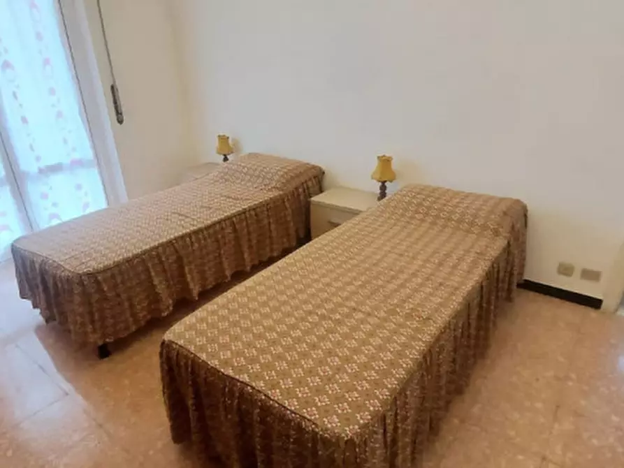 Immagine 8 di Appartamento in vendita  in via della libertà a Rapallo