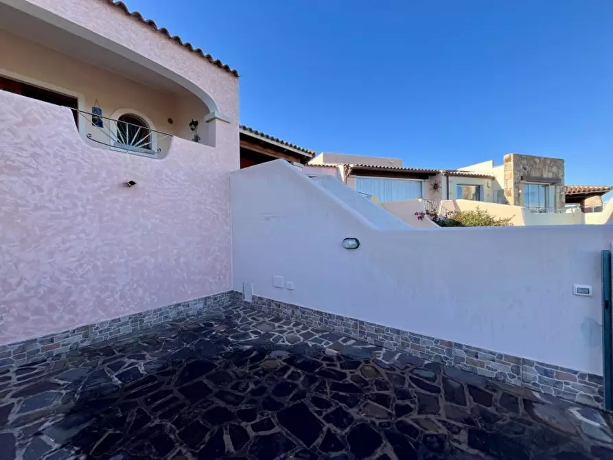 Immagine 27 di Villetta a schiera in vendita  a Loiri Porto San Paolo