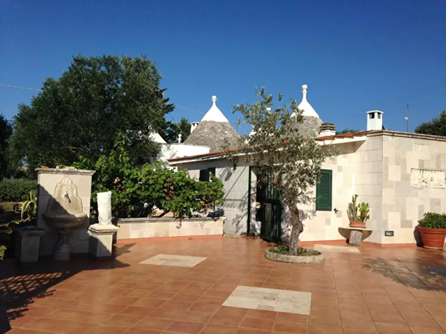 Immagine 1 di Rustico / casale in vendita  in C.da Fumarola a Ostuni