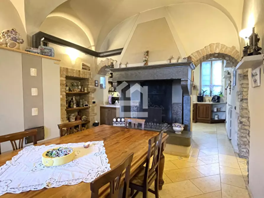 Immagine 1 di Casa bifamiliare in vendita  in via umberto primo a Salò
