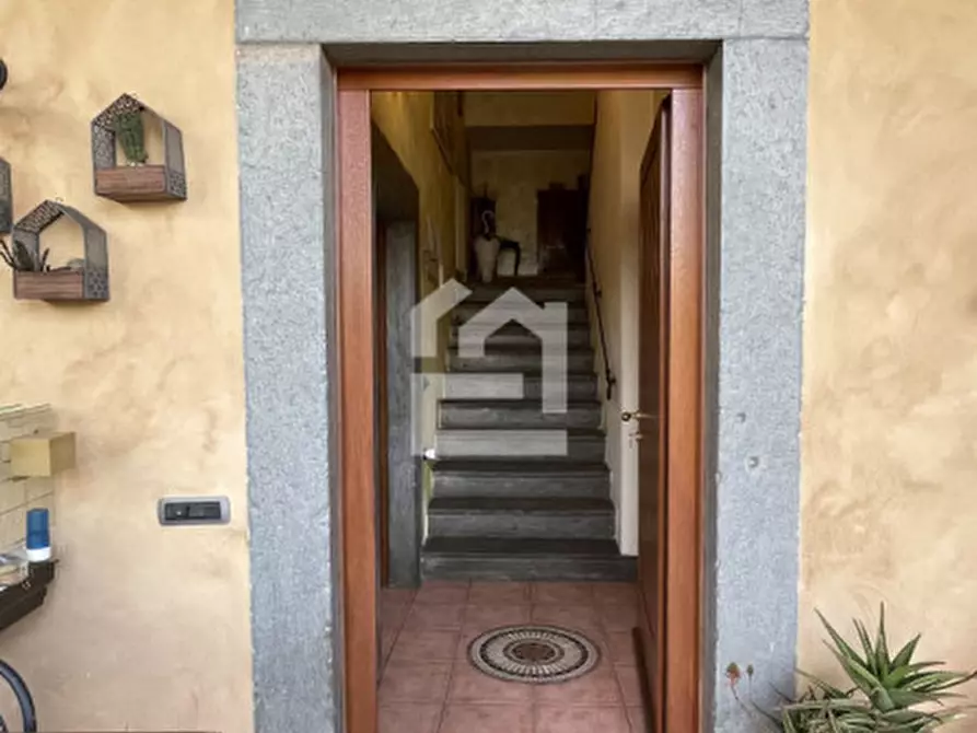 Immagine 7 di Casa bifamiliare in vendita  in via umberto primo a Salò