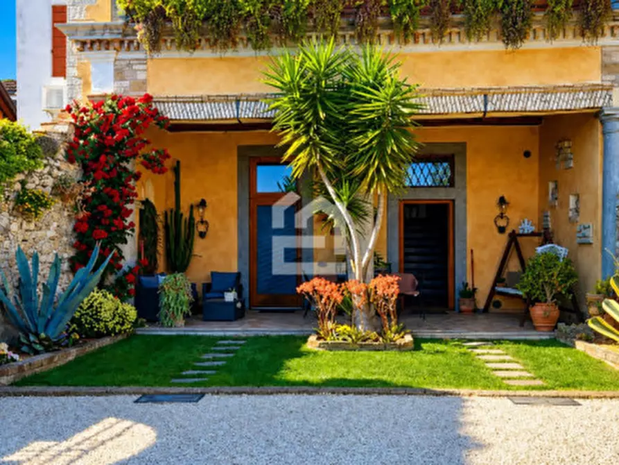 Immagine 10 di Casa bifamiliare in vendita  in via umberto primo a Salò