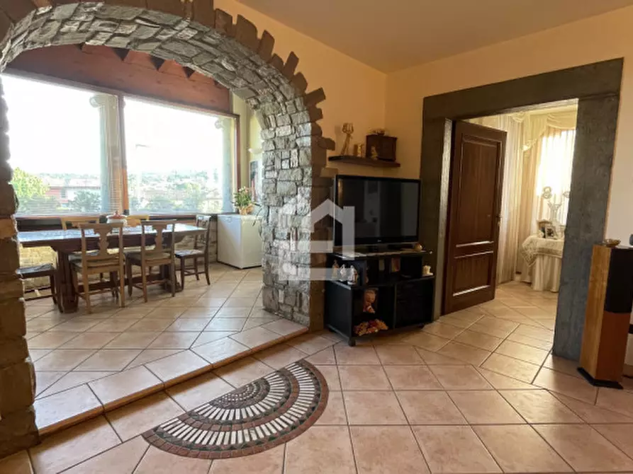 Immagine 15 di Casa bifamiliare in vendita  in via umberto primo a Salò