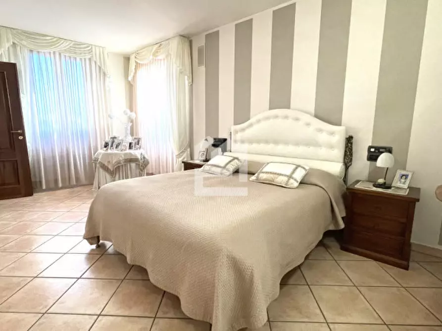 Immagine 22 di Casa bifamiliare in vendita  in via umberto primo a Salò