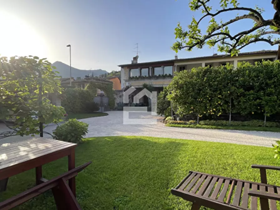 Immagine 33 di Casa bifamiliare in vendita  in via umberto primo a Salò