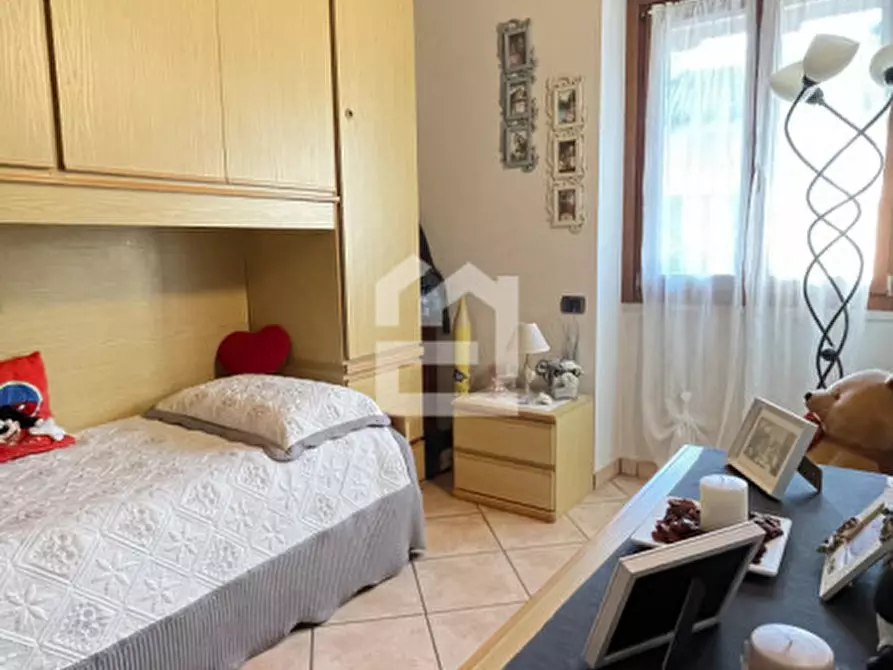 Immagine 38 di Casa bifamiliare in vendita  in via umberto primo a Salò