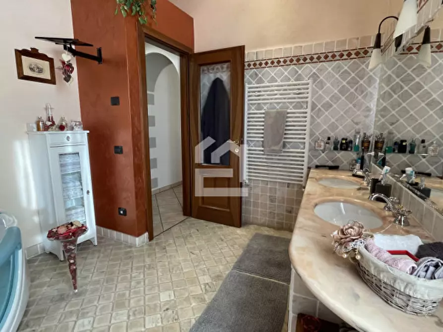 Immagine 45 di Casa bifamiliare in vendita  in via umberto primo a Salò