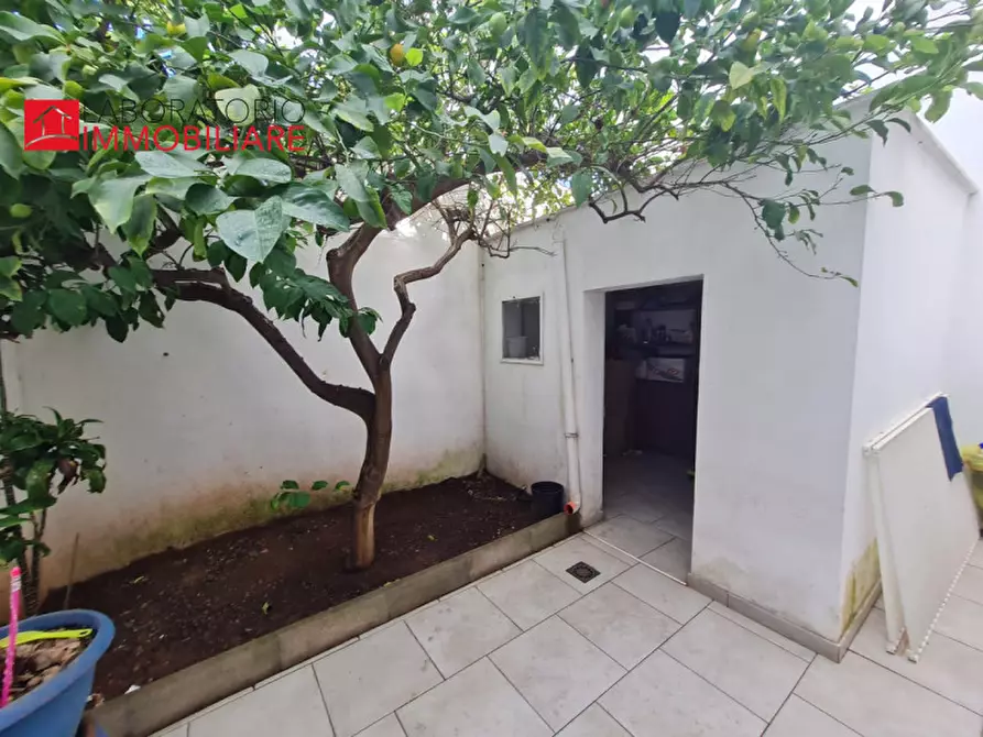 Immagine 10 di Attività commerciale in vendita  in via Veglie a Carmiano