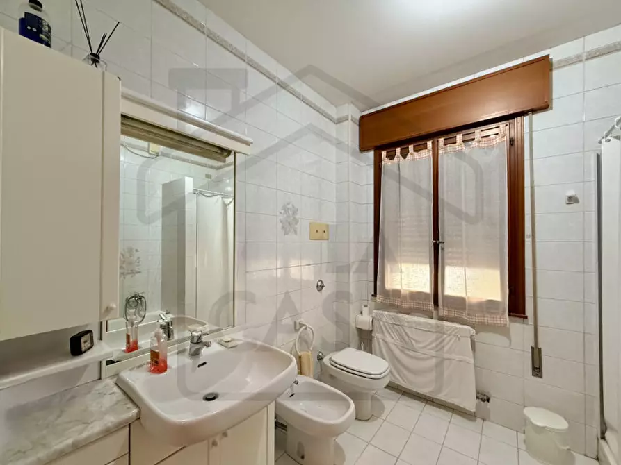 Immagine 11 di Casa indipendente in vendita  in Via Ippolito Nievo a Torreglia