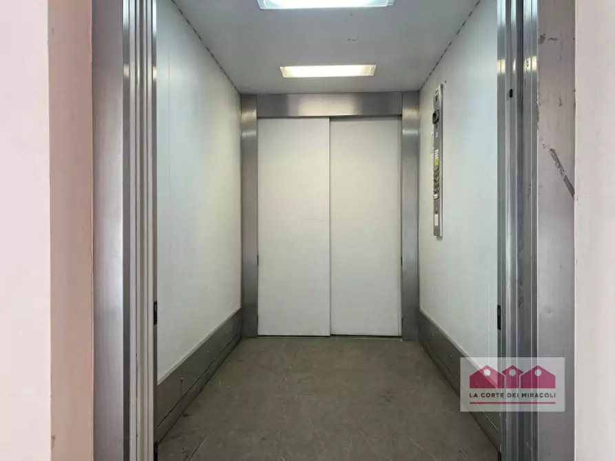 Immagine 5 di Laboratorio in vendita  in via zamenhof a Vicenza