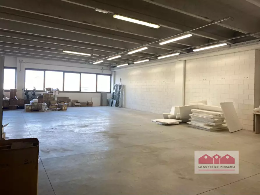 Immagine 6 di Laboratorio in vendita  in via zamenhof a Vicenza