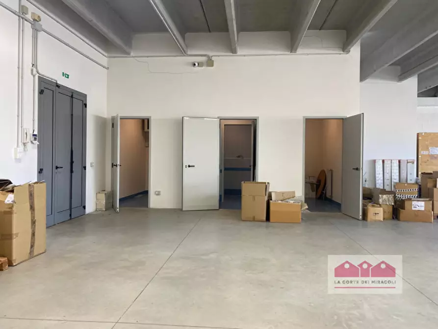 Immagine 8 di Laboratorio in vendita  in via zamenhof a Vicenza