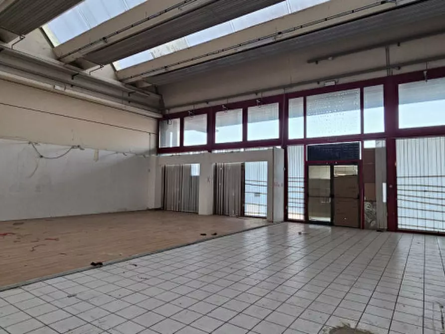 Immagine 1 di Capannone industriale in vendita  in Corso Stati Uniti a Padova