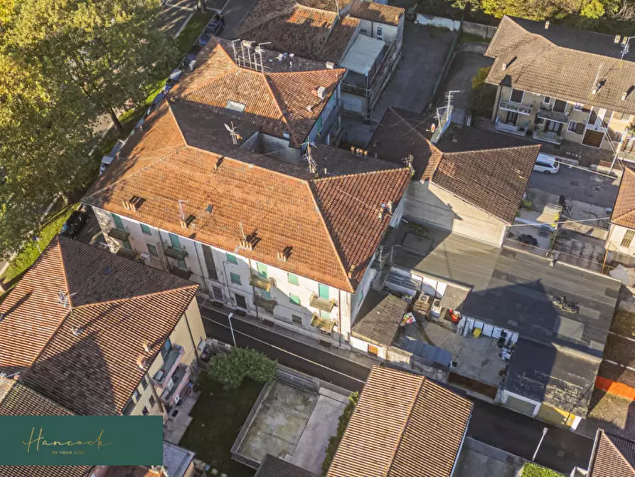 Immagine 20 di Palazzo in vendita  in Piazza Umberto I a San Giovanni Lupatoto