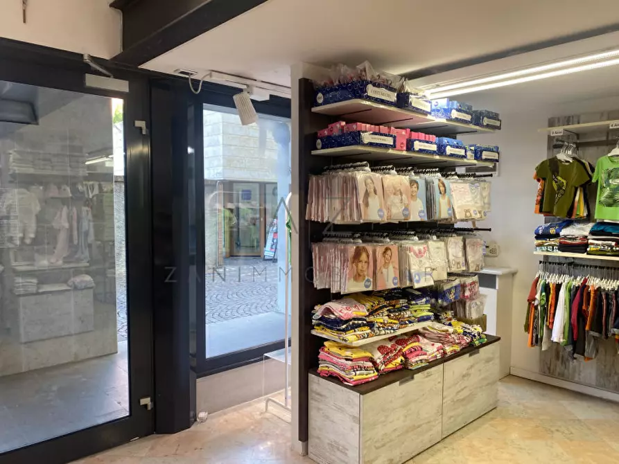 Immagine 21 di Negozio in vendita  in piazza giorgione a Castelfranco Veneto