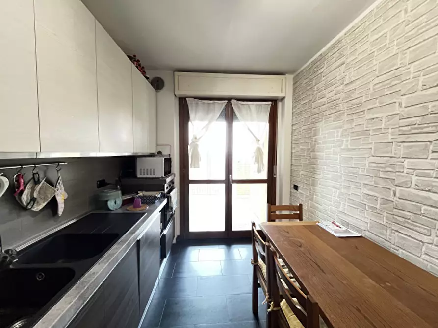 Immagine 13 di Appartamento in vendita  in Via Salvini a Trezzano Sul Naviglio