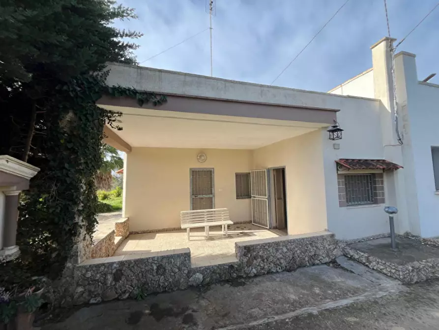 Immagine 1 di Villa in vendita  in SP 223 a Gallipoli