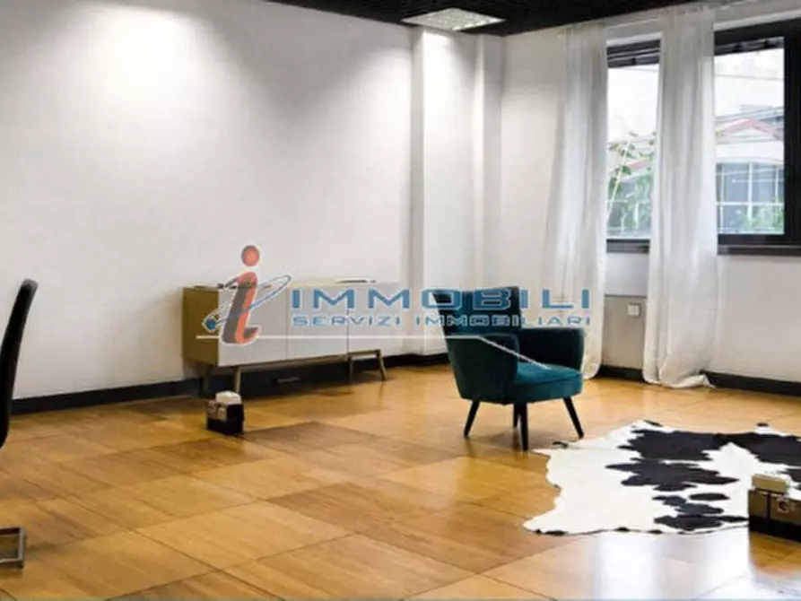Immagine 4 di Ufficio in affitto  in VIALE LANCETTI VINCENZO a Milano