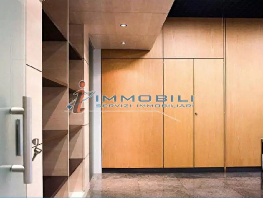 Immagine 6 di Ufficio in affitto  in VIALE LANCETTI VINCENZO a Milano