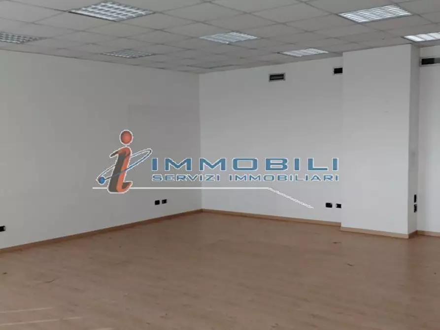Immagine 5 di Ufficio in affitto  in VIA BARTOLOMEO COLLEONI a Agrate Brianza