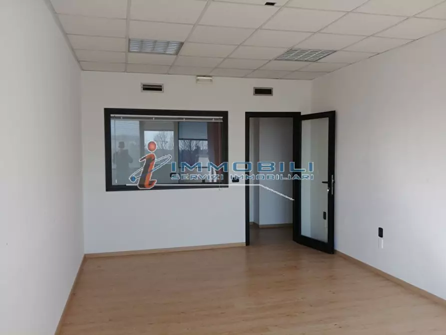Immagine 8 di Ufficio in affitto  in VIA BARTOLOMEO COLLEONI a Agrate Brianza