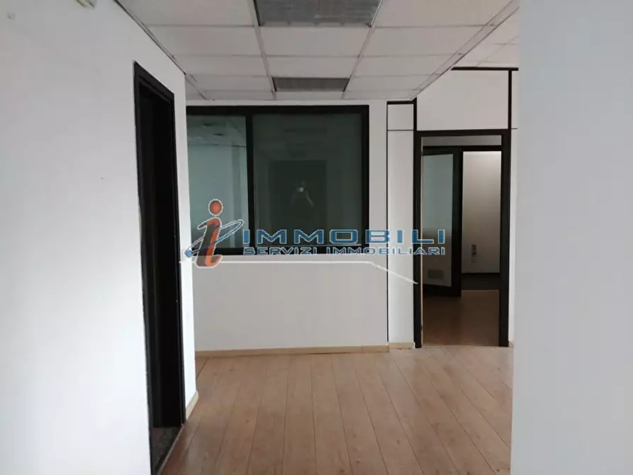 Immagine 10 di Ufficio in affitto  in VIA BARTOLOMEO COLLEONI a Agrate Brianza
