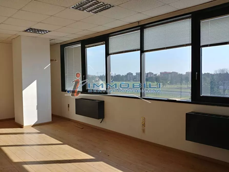 Immagine 13 di Ufficio in affitto  in VIA BARTOLOMEO COLLEONI a Agrate Brianza