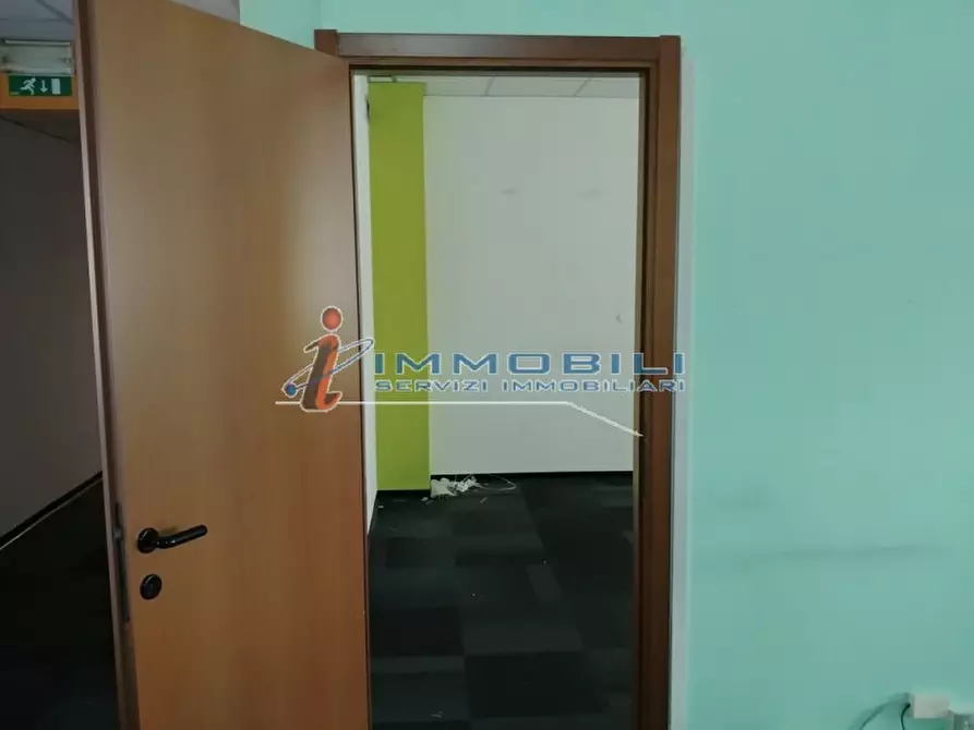Immagine 8 di Ufficio in affitto  in VIA BARTOLOMEO COLLEONI a Agrate Brianza
