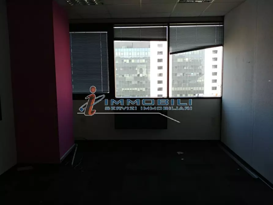 Immagine 11 di Ufficio in affitto  in VIA BARTOLOMEO COLLEONI a Agrate Brianza