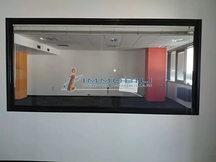 Immagine 13 di Ufficio in affitto  in VIA BARTOLOMEO COLLEONI a Agrate Brianza