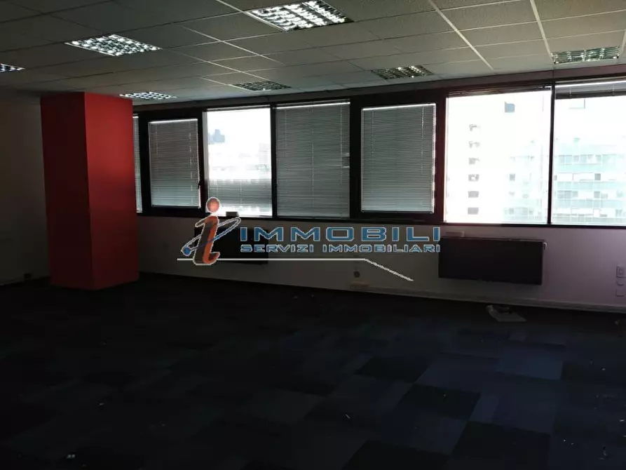 Immagine 15 di Ufficio in affitto  in VIA BARTOLOMEO COLLEONI a Agrate Brianza