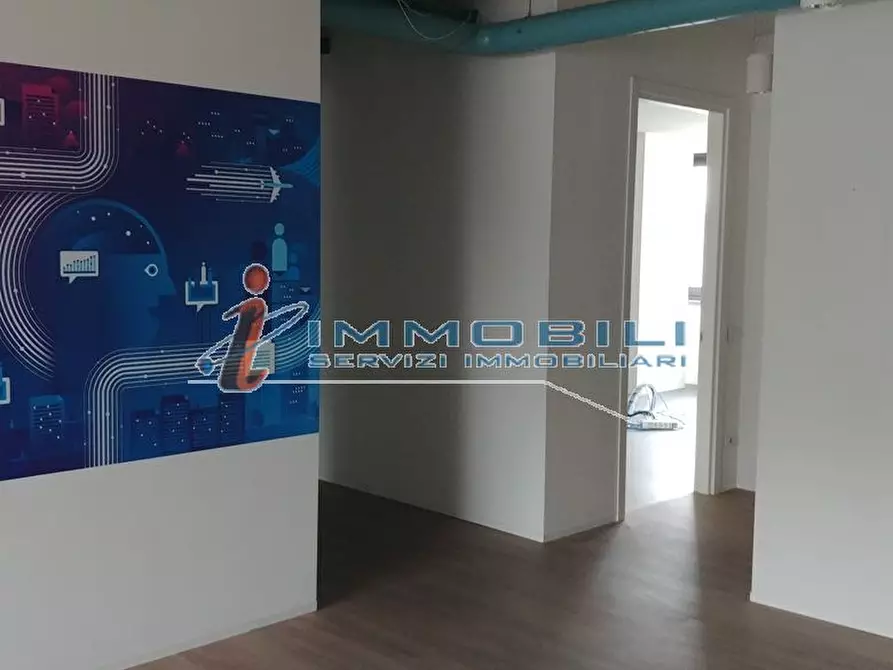 Immagine 6 di Ufficio in affitto  in VIA BARTOLOMEO COLLEONI a Agrate Brianza
